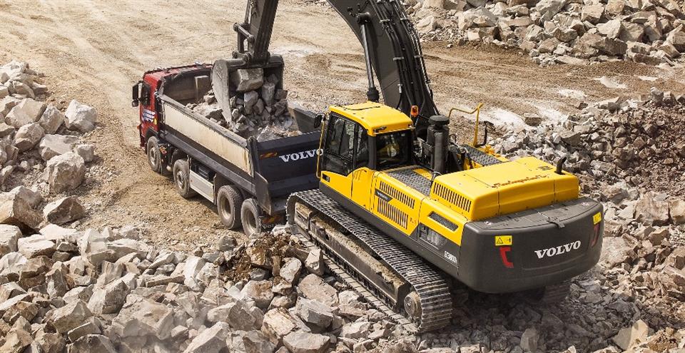 Escavadeira Volvo EC380D