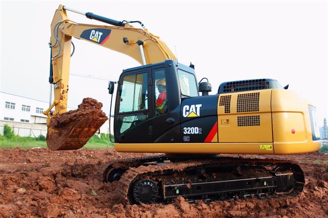 Escavadeira Caterpillar 320D2L