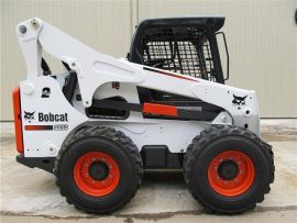 Mini-Carregadeira Bobcat S850